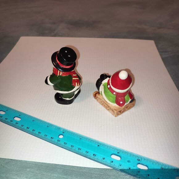 Christmas Snowman Salt and Pepper Shakers Collectible Ceramic with Original Box - Picture 6 of 9